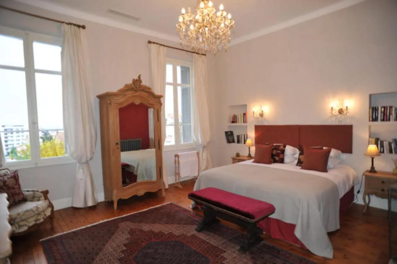 Ref Rose - Palmes D'Or Properties Cannes