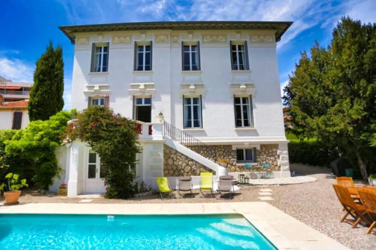 Ref Rose - Palmes D'Or Properties Cannes France