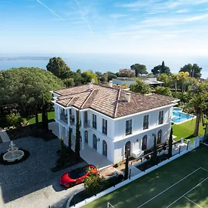 Palace De Lys Villa